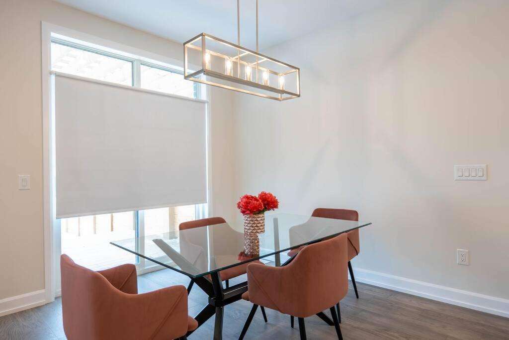 Apartmán Luxury Niagara 3 Bdr Townhouse /Garage Exteriér fotografie